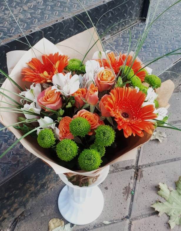 Букет цветов из: Герберы, Хризантемы, Альстромерии и Розы в Семибратово