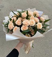 Букет Кремовые розы Латте в Семибратово