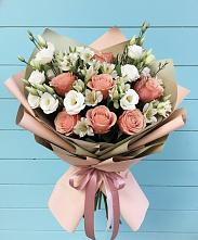 Букет цветов из:  Розы, Альстромерии и Лизиантусы в Семибратово