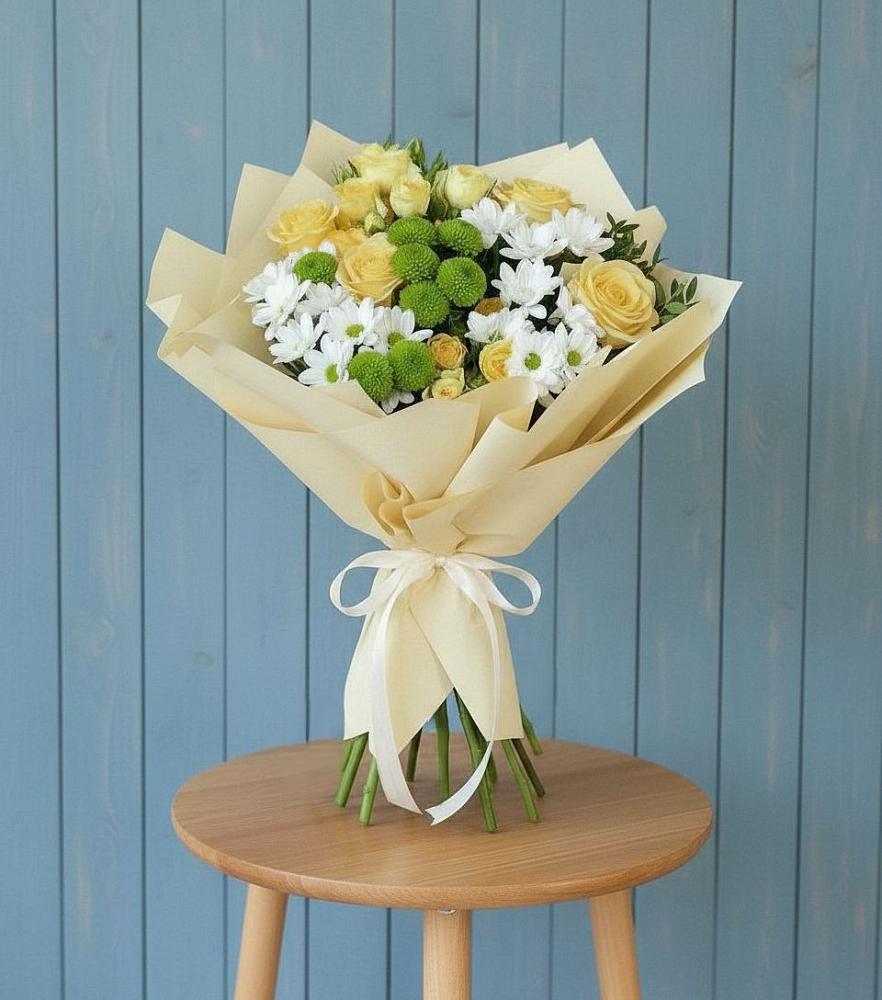 Букет цветов из: Хризантемы и Розы в Семибратово