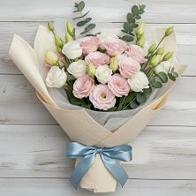 Букет цветов из:  Лизиантусы в Семибратово