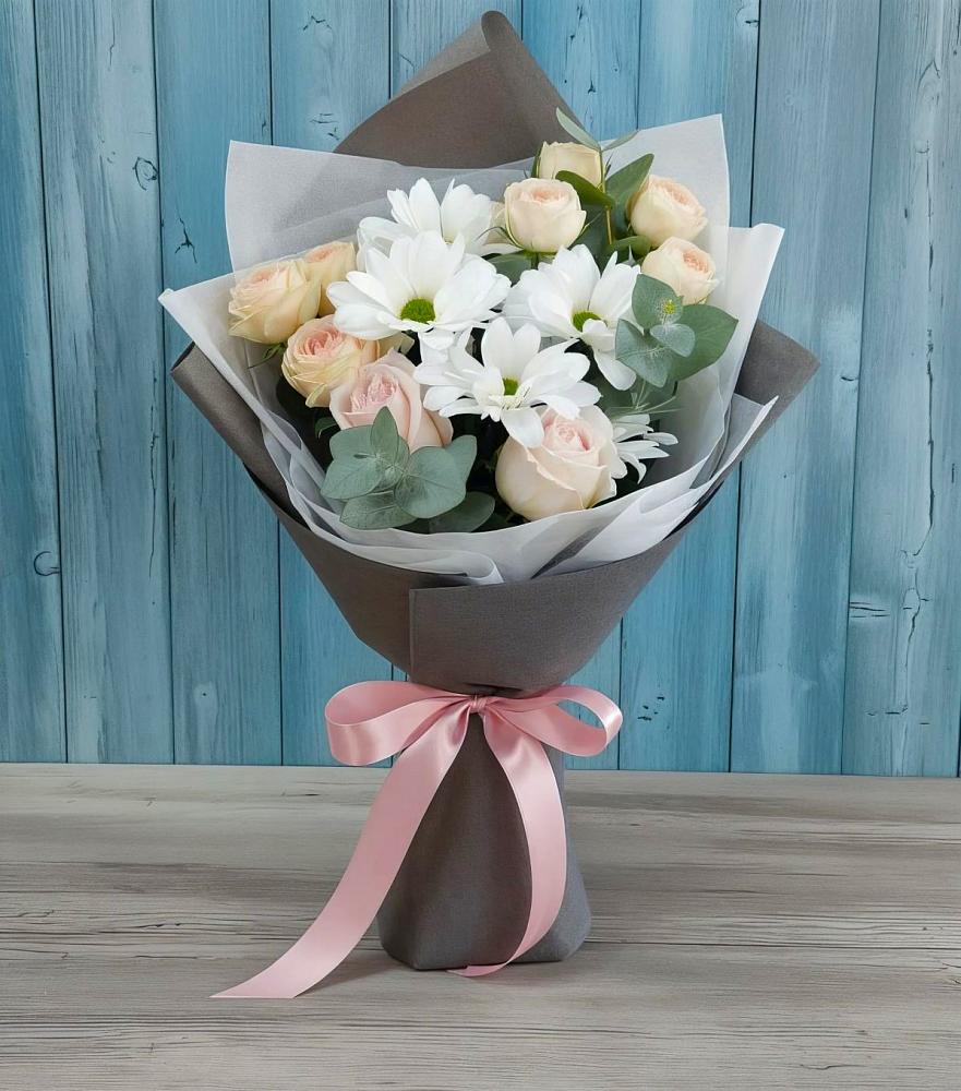 Букет цветов из: Хризантемы и Розы в Семибратово