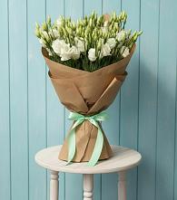 Букет цветов из:  Лизиантусы в Семибратово