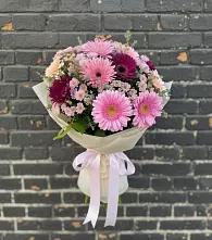 Букет цветов из:  Герберы и Хризантемы в Семибратово