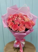 Букет 15 Розовых роз Равель в Семибратово